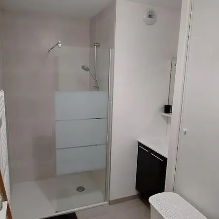 Bel Appt Neuf - Vue - Terrasse - Parking Privé Appartement *